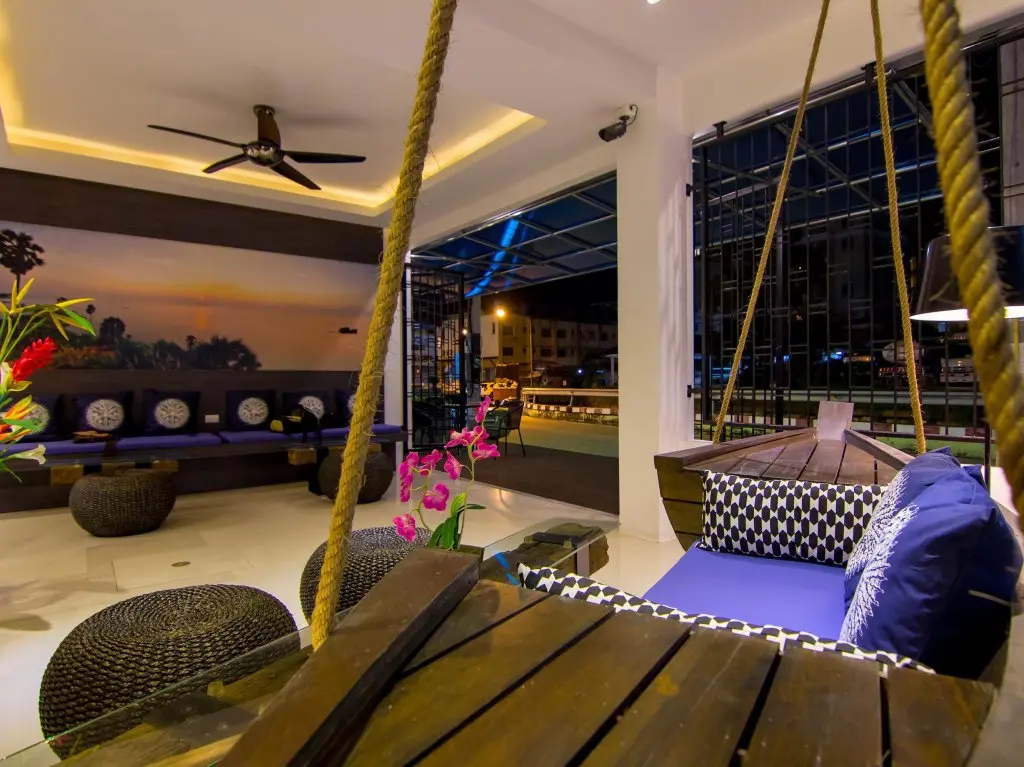 Кату: Hotel The Journey Patong New