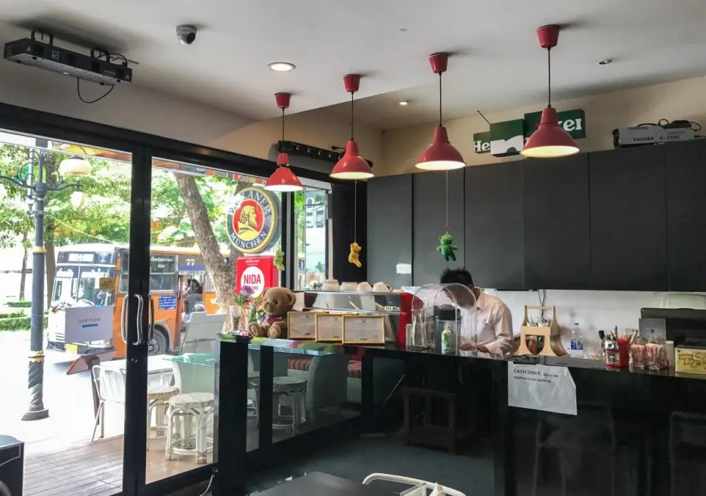 Бангкок: Triple 8 Inn Bangkok