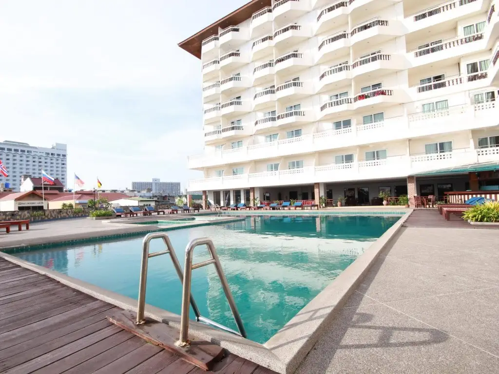 Паттайя: Jomtien Thani Hotel