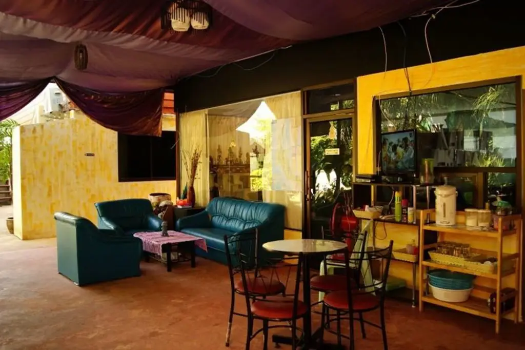 Муанг: OYO 1163 Eden Hostel