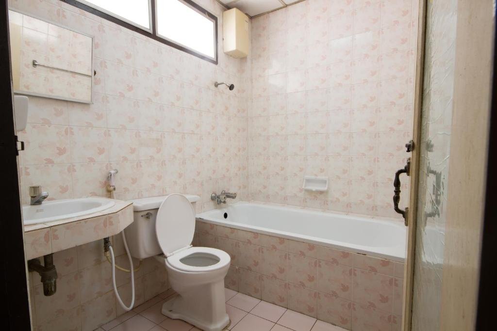 Государственный заповедник Ang Thong: Bualuang Angthong Hotel