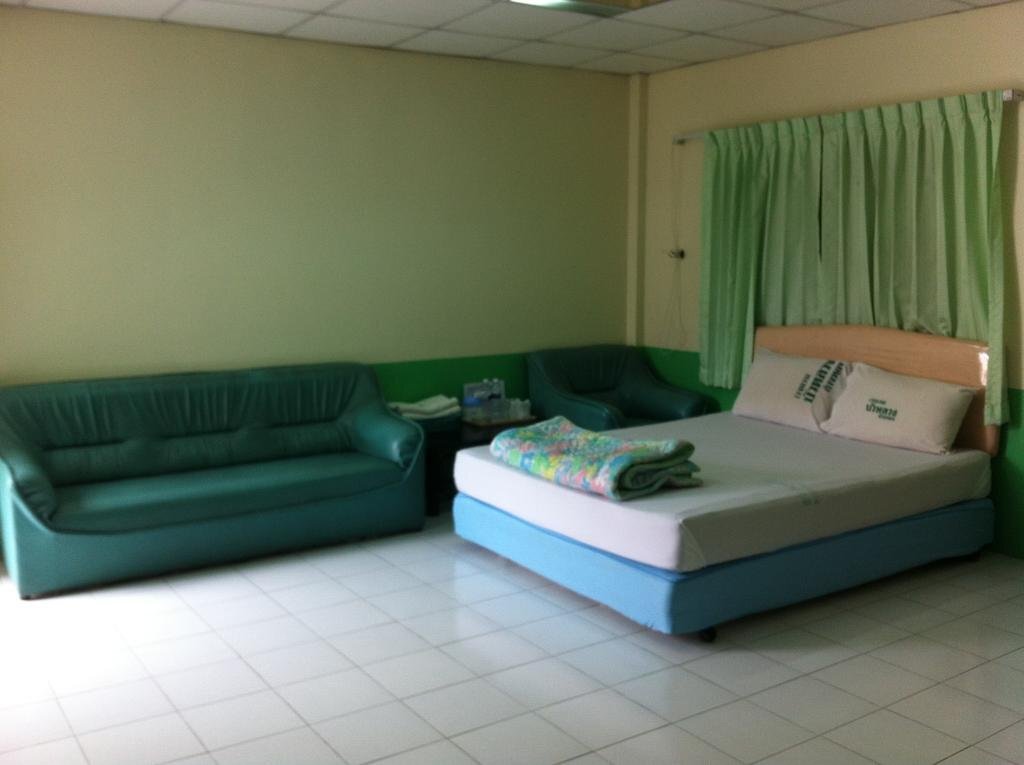 Государственный заповедник Ang Thong: Bualuang Angthong Hotel