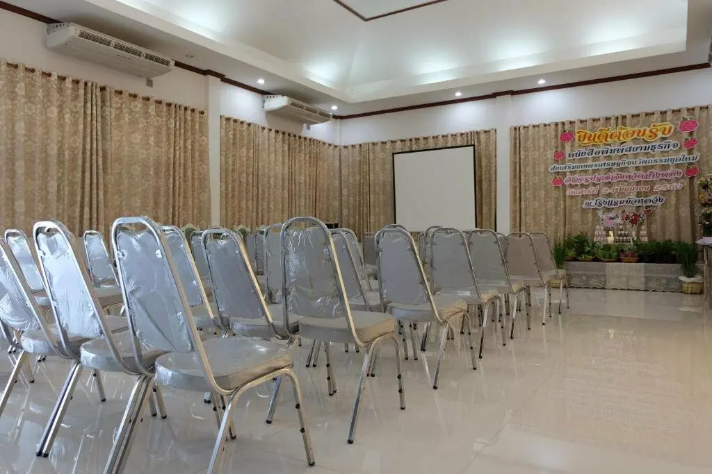 Государственный заповедник Ang Thong: Bualuang Angthong Hotel
