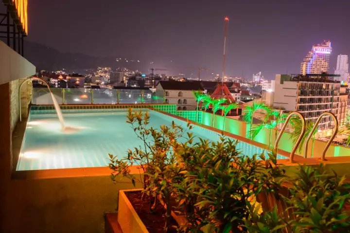 Кату: Отель Patong Mansion