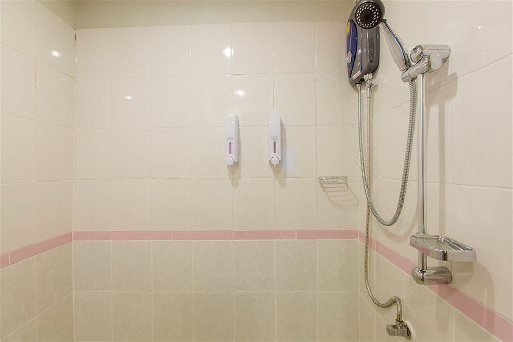 Кату: Eing Lay Beach Guesthouse