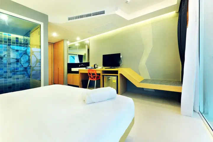 Пхукет: Ratana Patong Beach Hotel by Shanaya