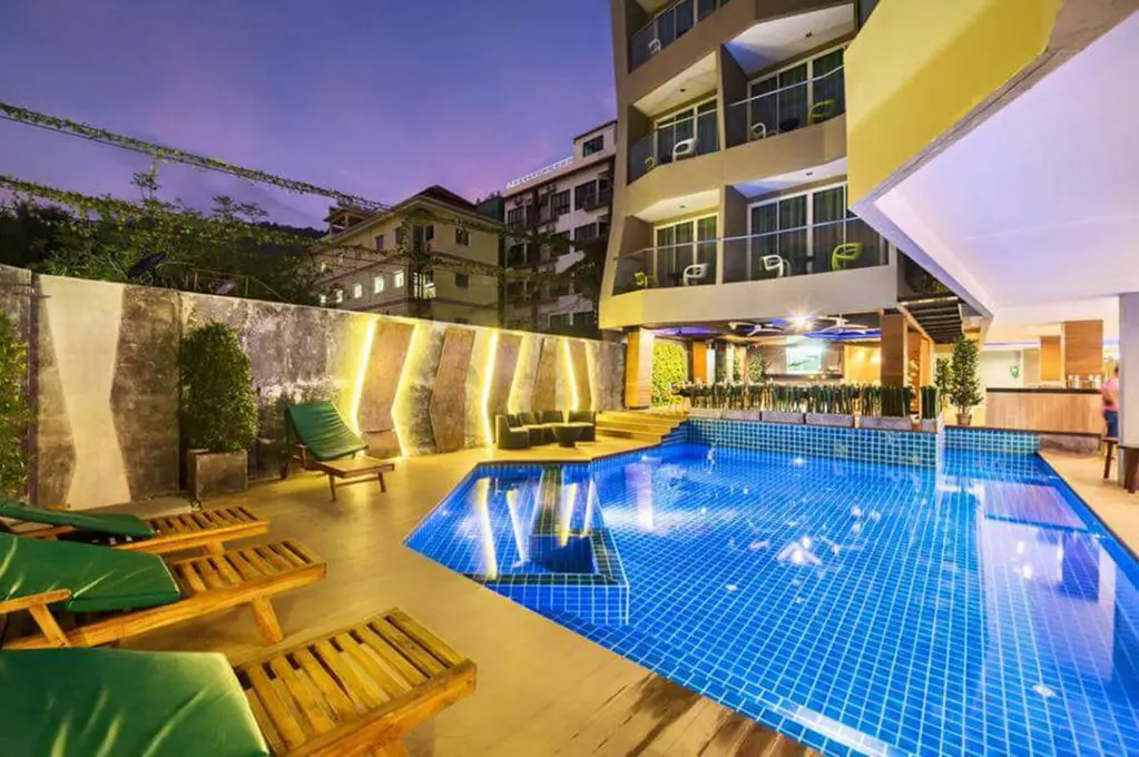 Пхукет: Ratana Patong Beach Hotel by Shanaya
