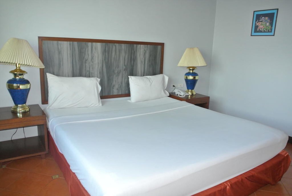 Садао: He Jia Grand Hotel