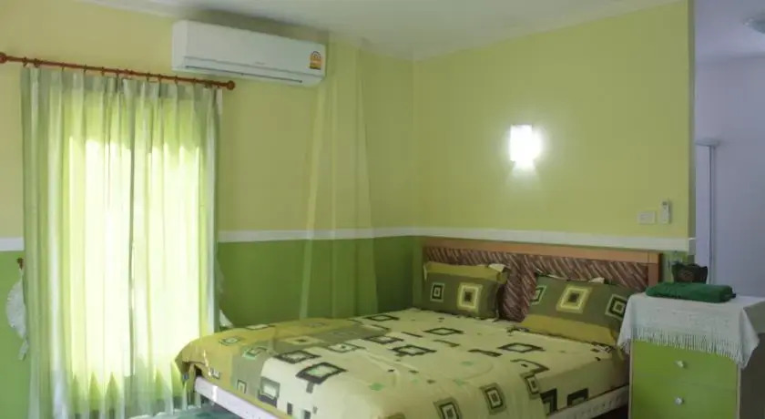 Тхаланг: Paklok House