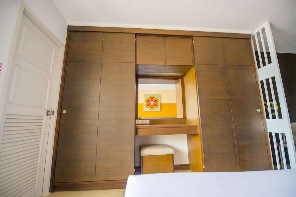 Бангкок: Sitara Place Apartment