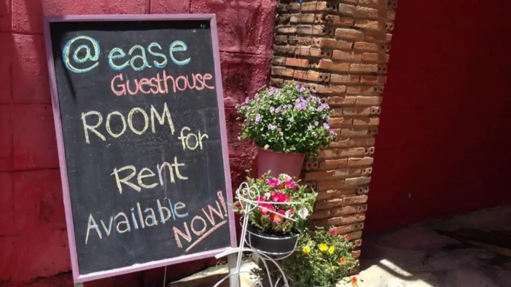 Паттайя: At Ease Guesthouse
