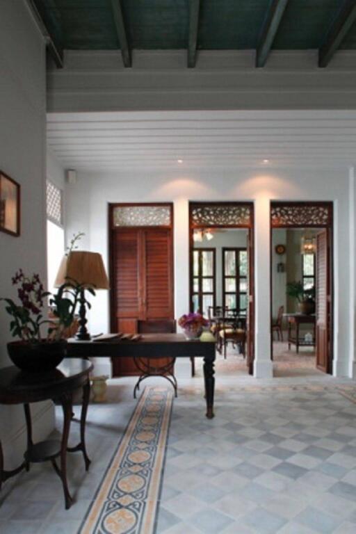 Бангкок: The Asadang Bed and Breakfast