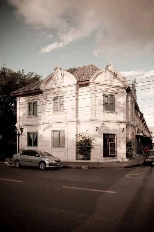 Бангкок: The Asadang Bed and Breakfast