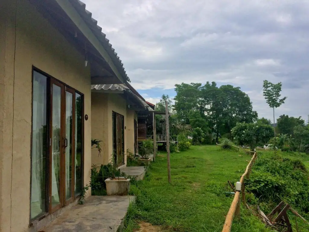 Паи: Tony Guesthouse