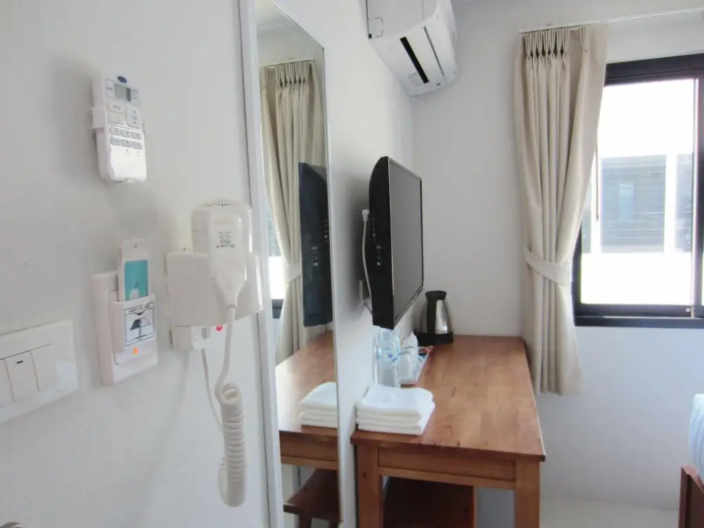 Краби: Tiya House Rooms & Cafe