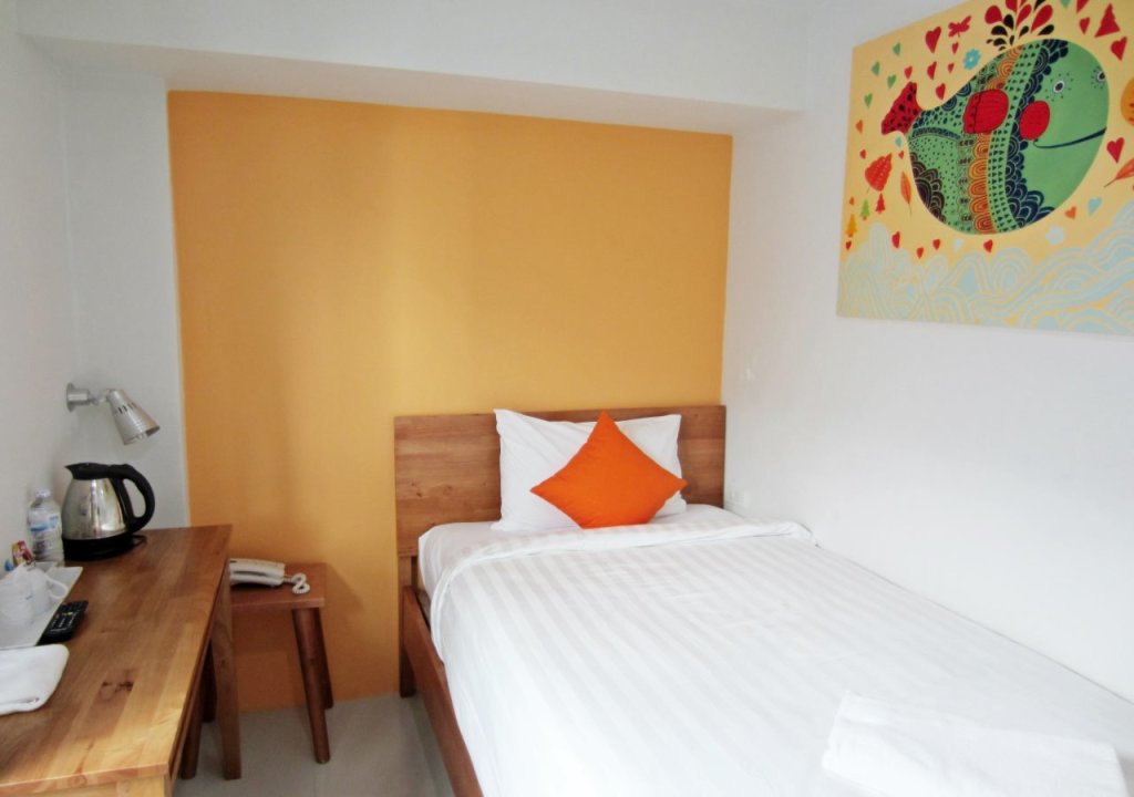 Краби: Tiya House Rooms & Cafe
