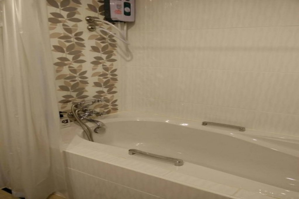 Сурин: One Fu Hotel
