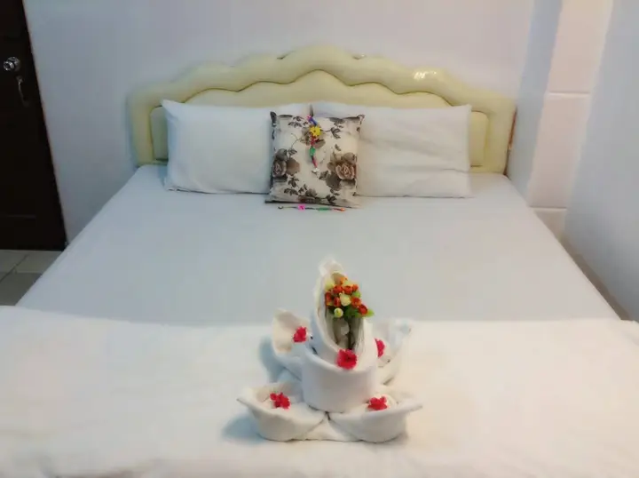 Хатъяй: Muanfun Apartment