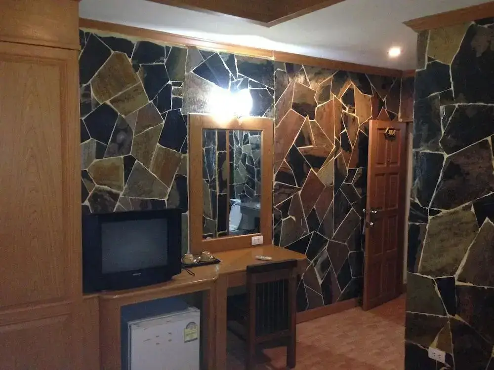 Кату: Ruen Thai Guesthouse Patong