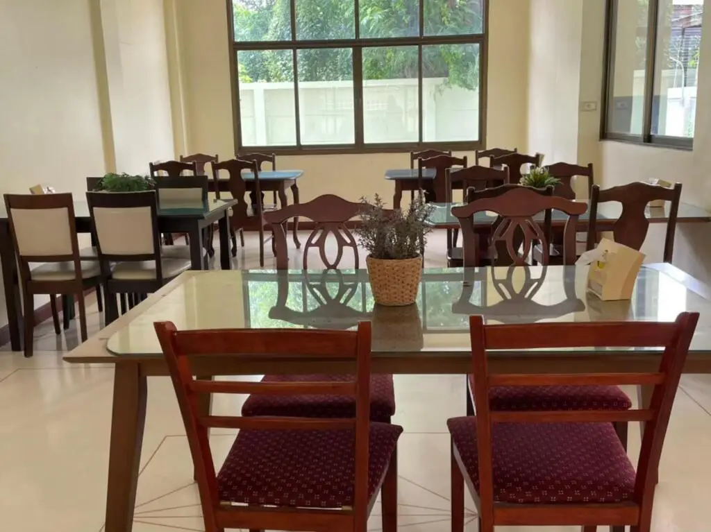 Чайяпхум: Tonkhoon Hotel