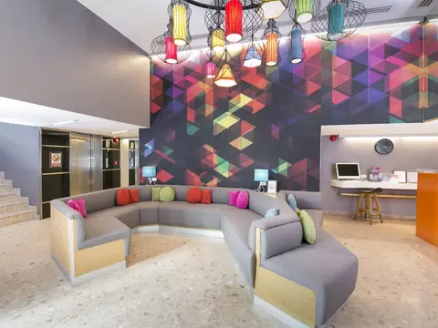 Bizotel Premier Hotel & Residence — фото 1