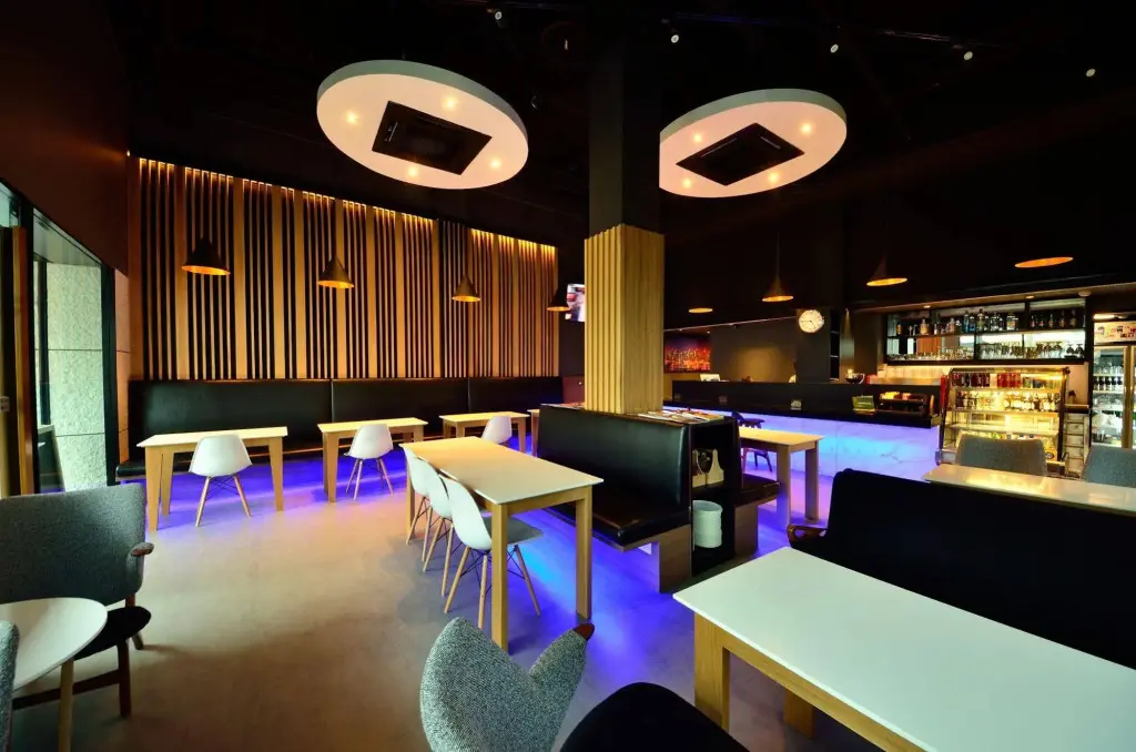 Бангкок: Bizotel Premier Hotel & Residence