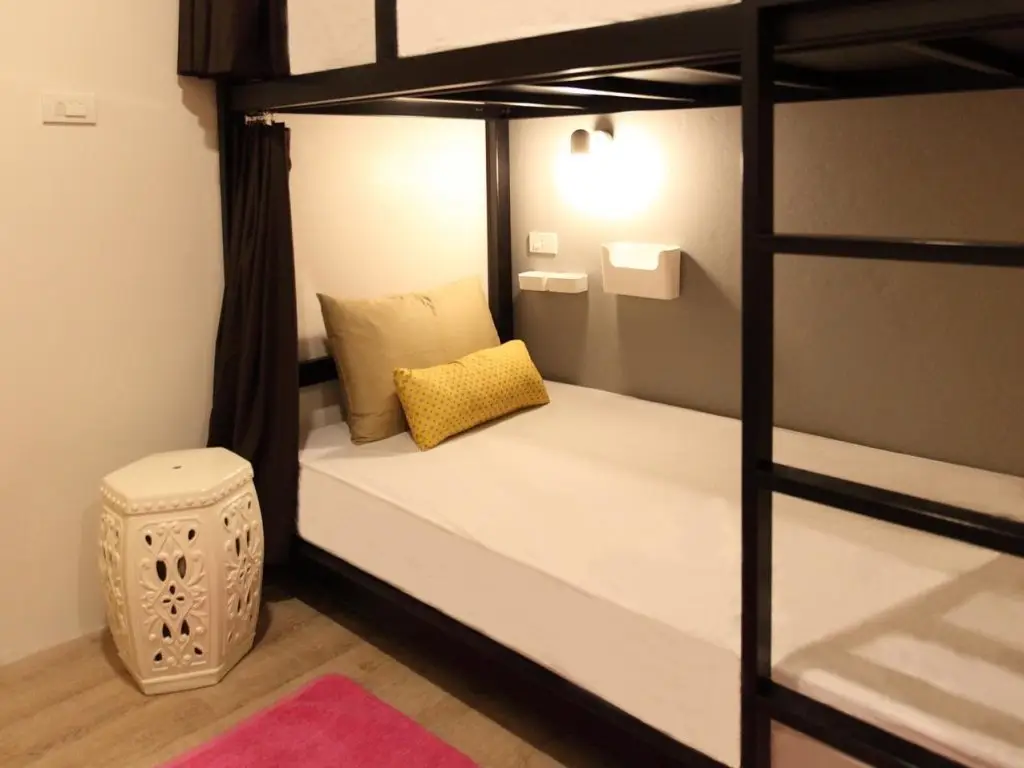 Кату: Lupta Hostel Patong Hideaway