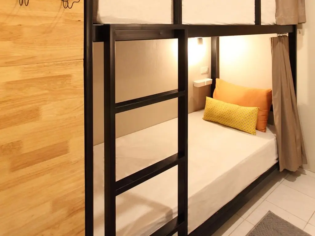 Кату: Lupta Hostel Patong Hideaway