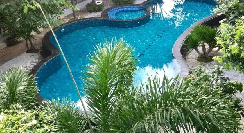 Паттайя: The Garden Pool resort