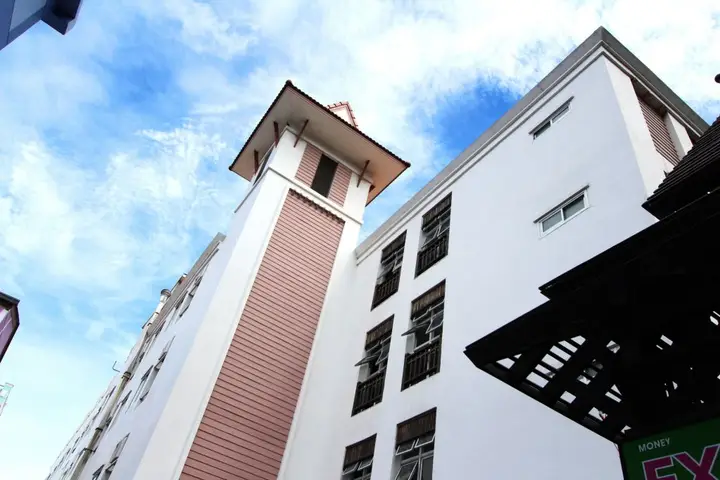 Паттайя: 18 Coins Cafe & Hostel
