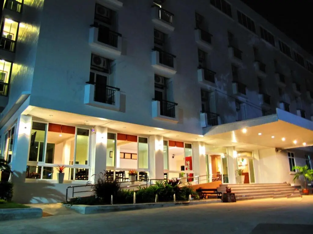 Каласин: Phaiboon Place Hotel