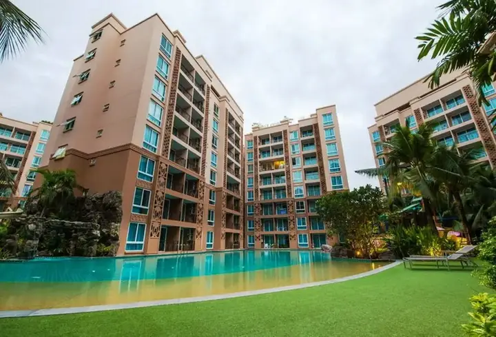 Паттайя: Atlantis Condo Pattaya by Panissara