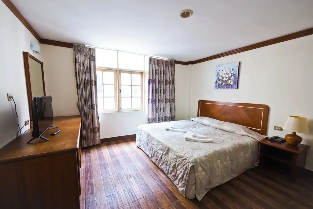 Чаам: Paisiri Hotel