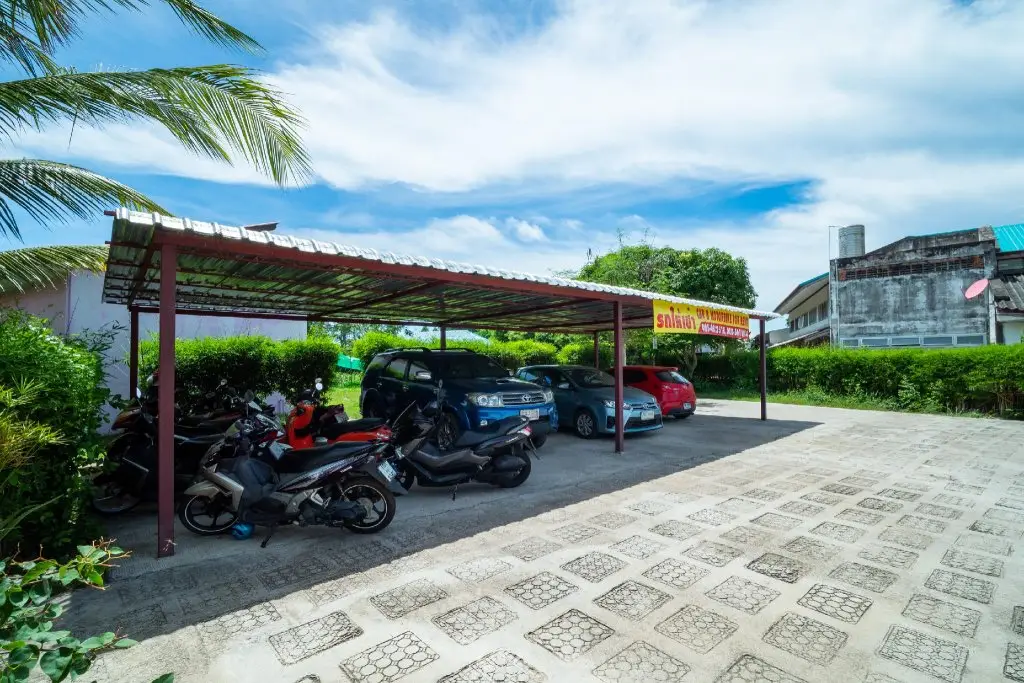 Банг-Саре: Bang Saray Village Resort