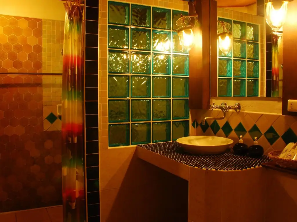 Остров Тау: Charm Churee Village