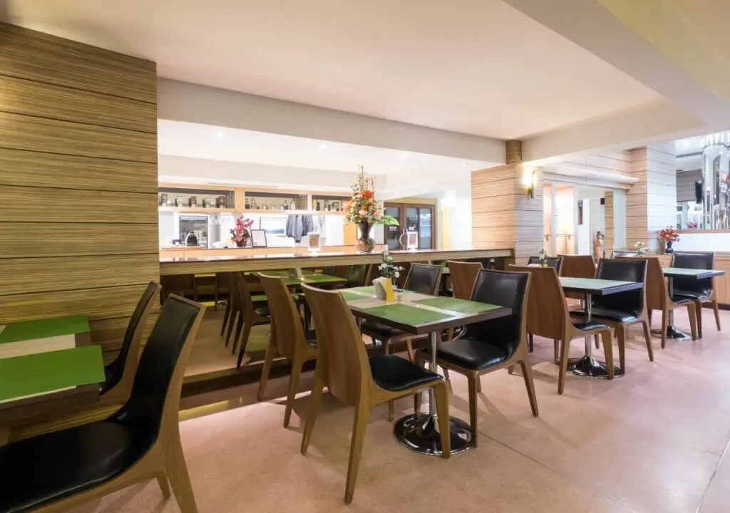 Бангкок: New Suanmali Hotel