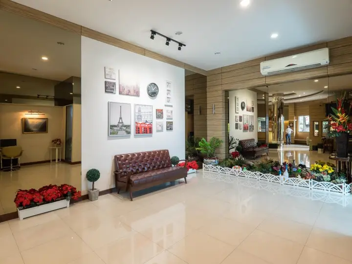 Бангкок: New Suanmali Hotel