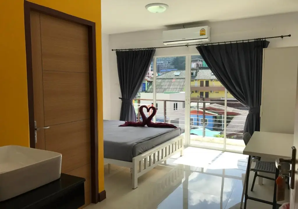 Кату: Bedbox Guesthouse & Hostel