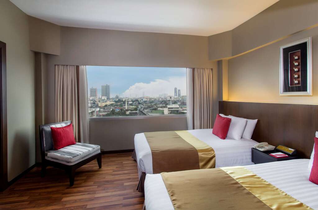 Бангкок: Ramada Plaza by Wyndham Bangkok Menam Riverside