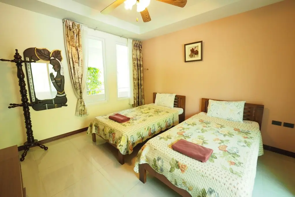 Супханбури: Baan Suan Resort Juree Punsuk