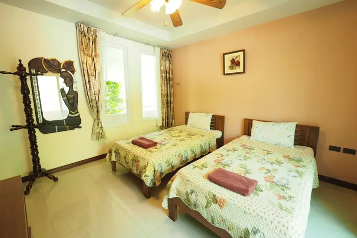 Супханбури: Baan Suan Resort Juree Punsuk