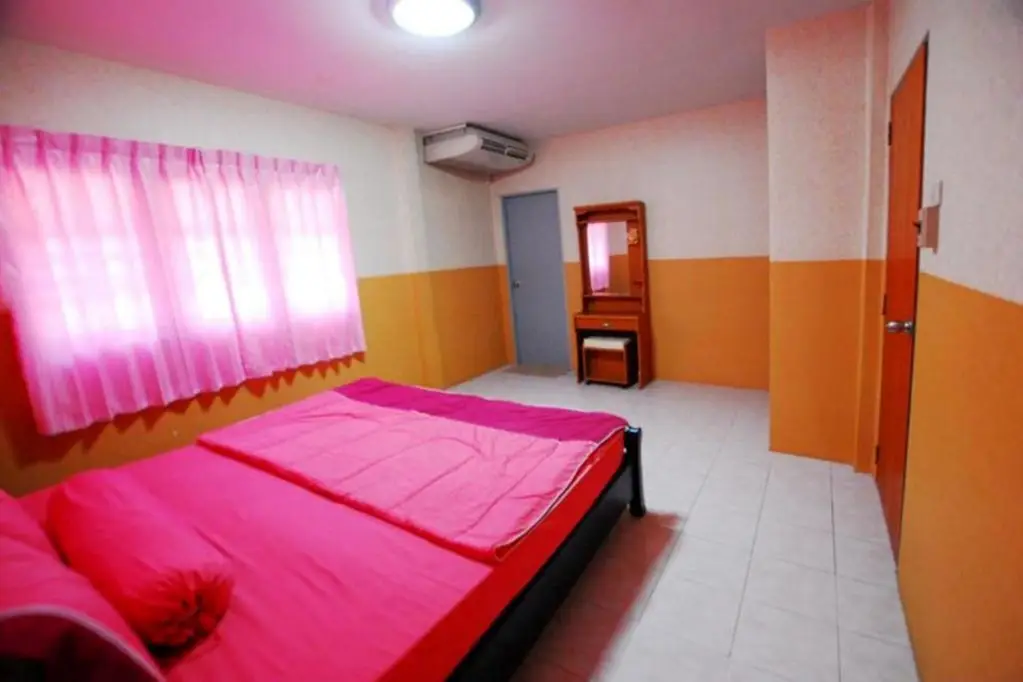 Сам-Рои-Йот: Baan Golden Resort