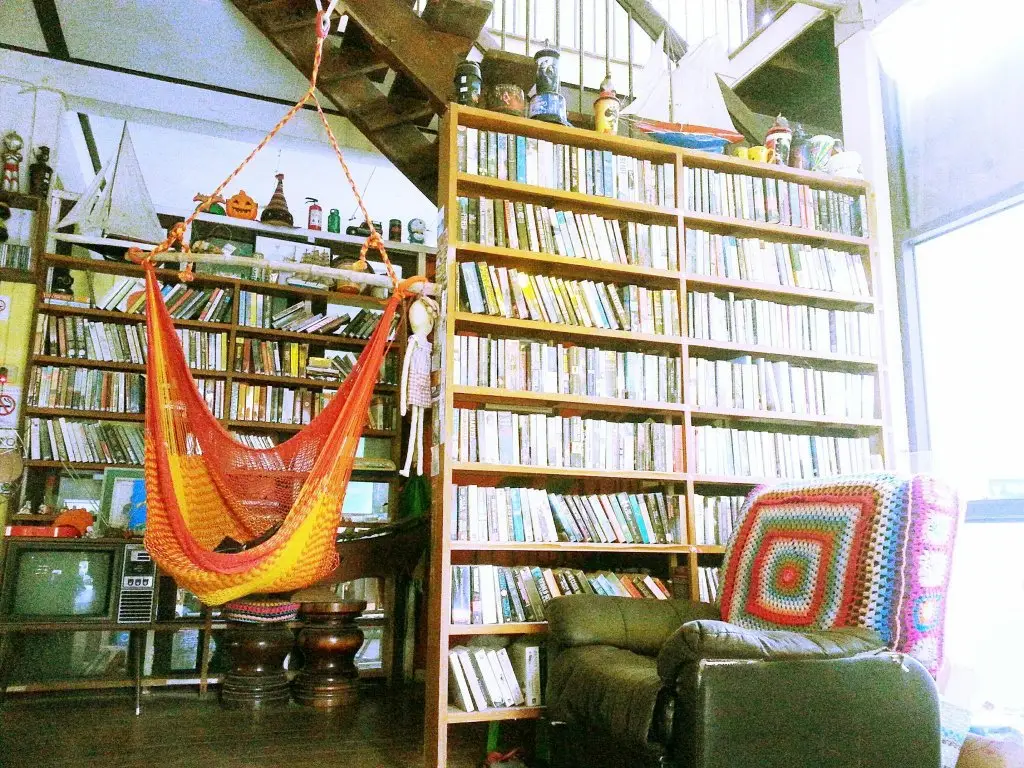 Трат: Artist Place Trat
