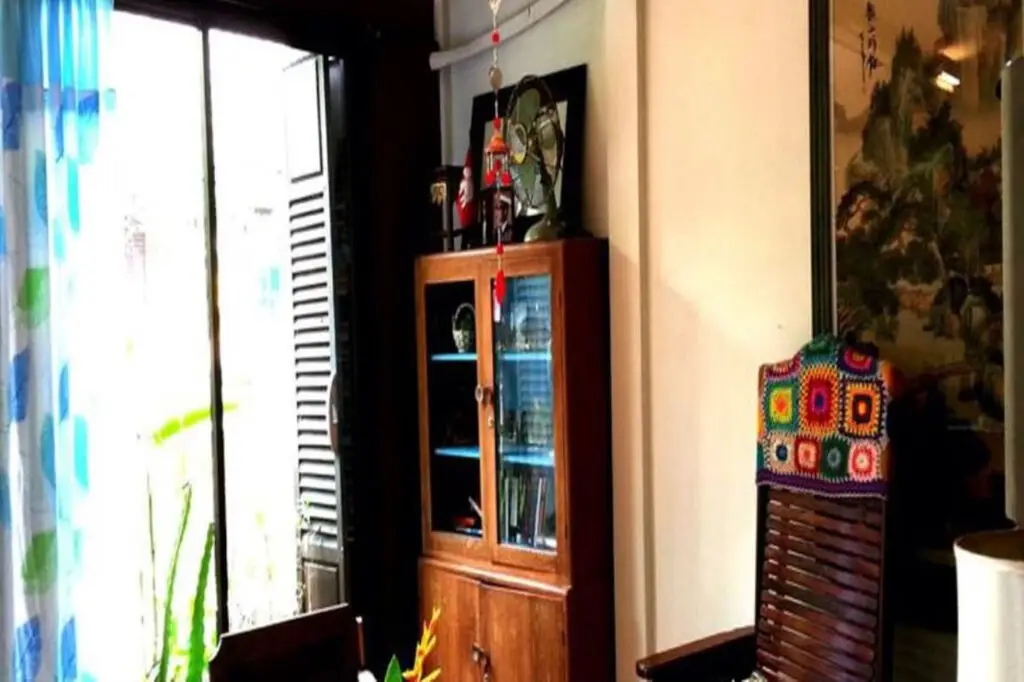 Трат: Artist Place Trat
