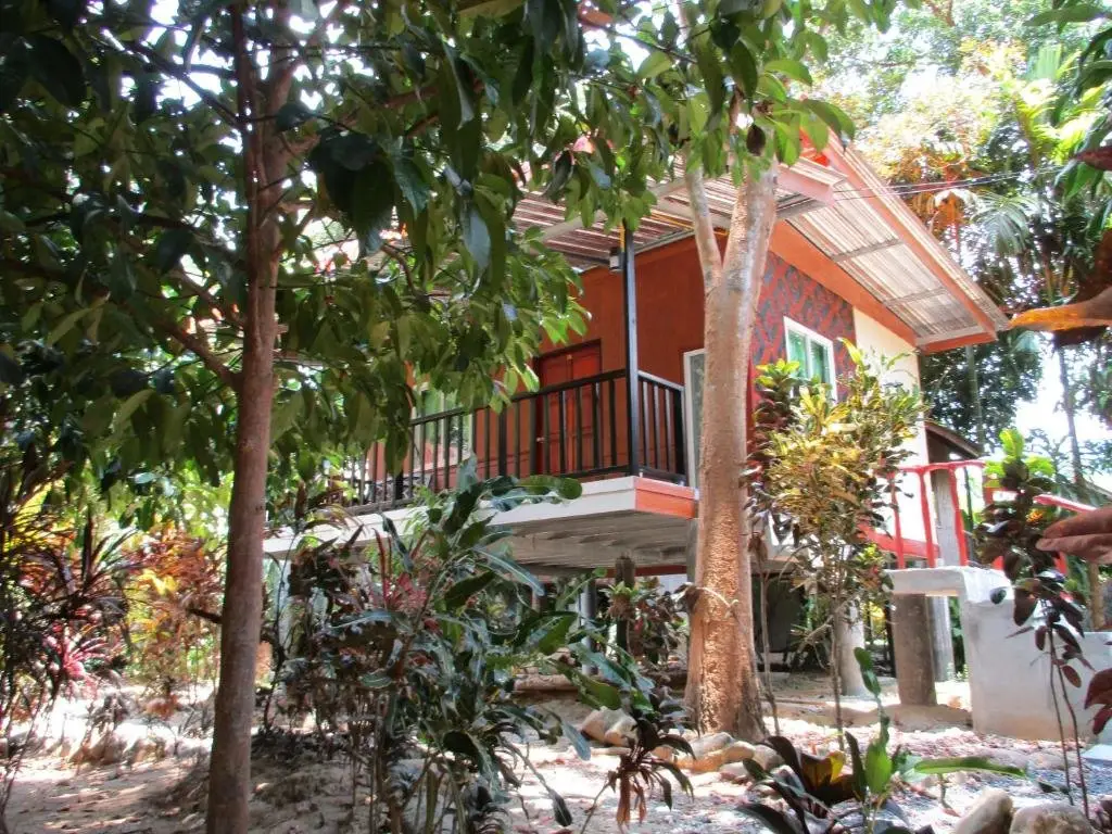 Фаном: Khaosok Island Resort