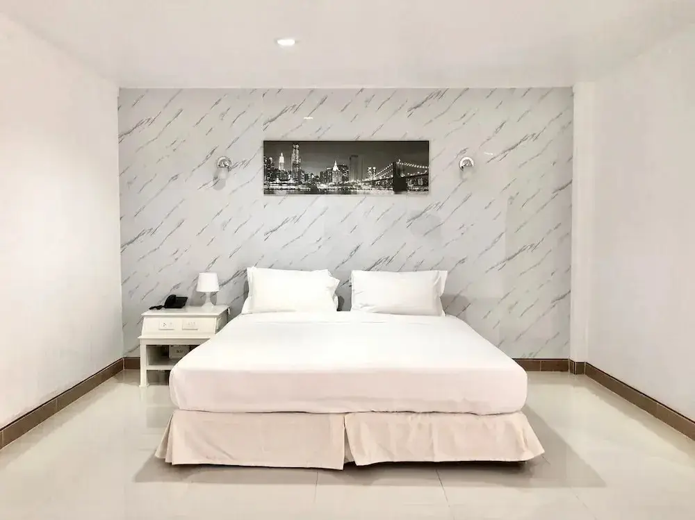 Лопбури: Lopburi Inn