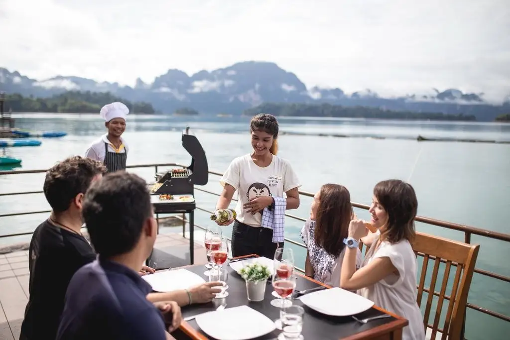 Кхао Пхан: 500 Rai Floating Resort