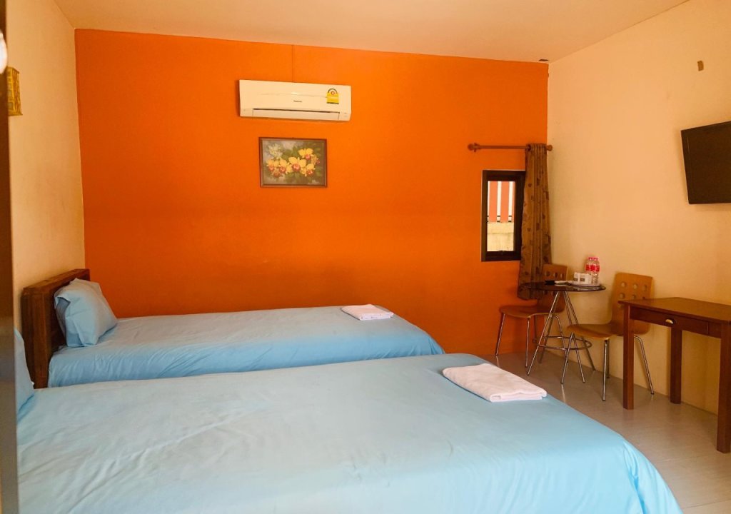 Хатъяй: Kantana Apartment