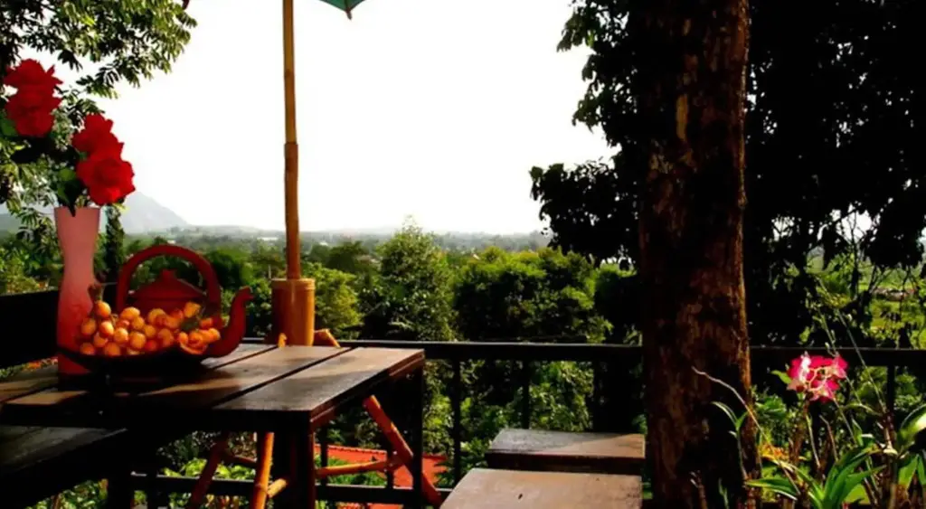 Чианграй: Baan Kiang Dao Phu Plai Fah