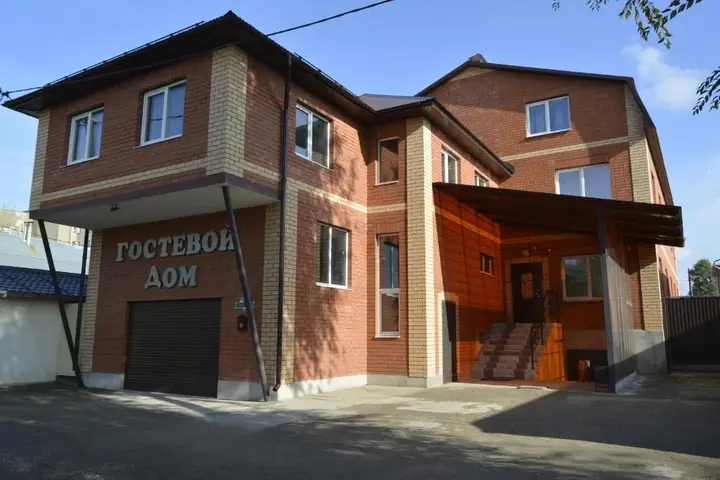 Оренбург: Guesthouse on Stepana Razina 80